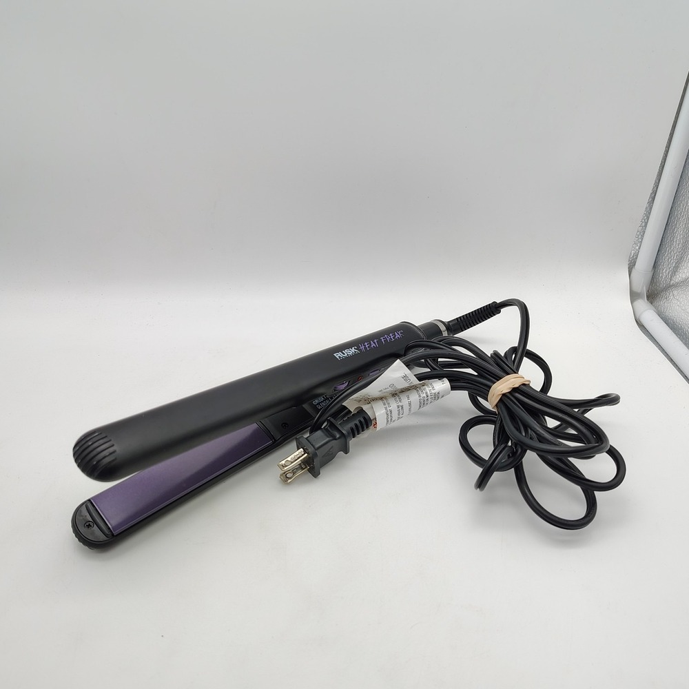 RUSK  Engineering Heat Freak Professional Ceramic and Tourmaline Straight Iron
